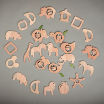 Wild Wonders – 8-Piece Neem Wood Animal Set